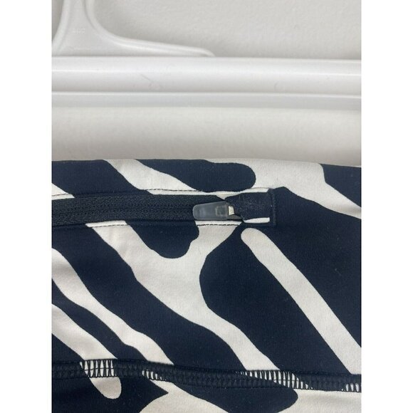 Nike Womens Leggings Size S Black White Printed Mesh Full Length Graphic - Picture 6 of 10